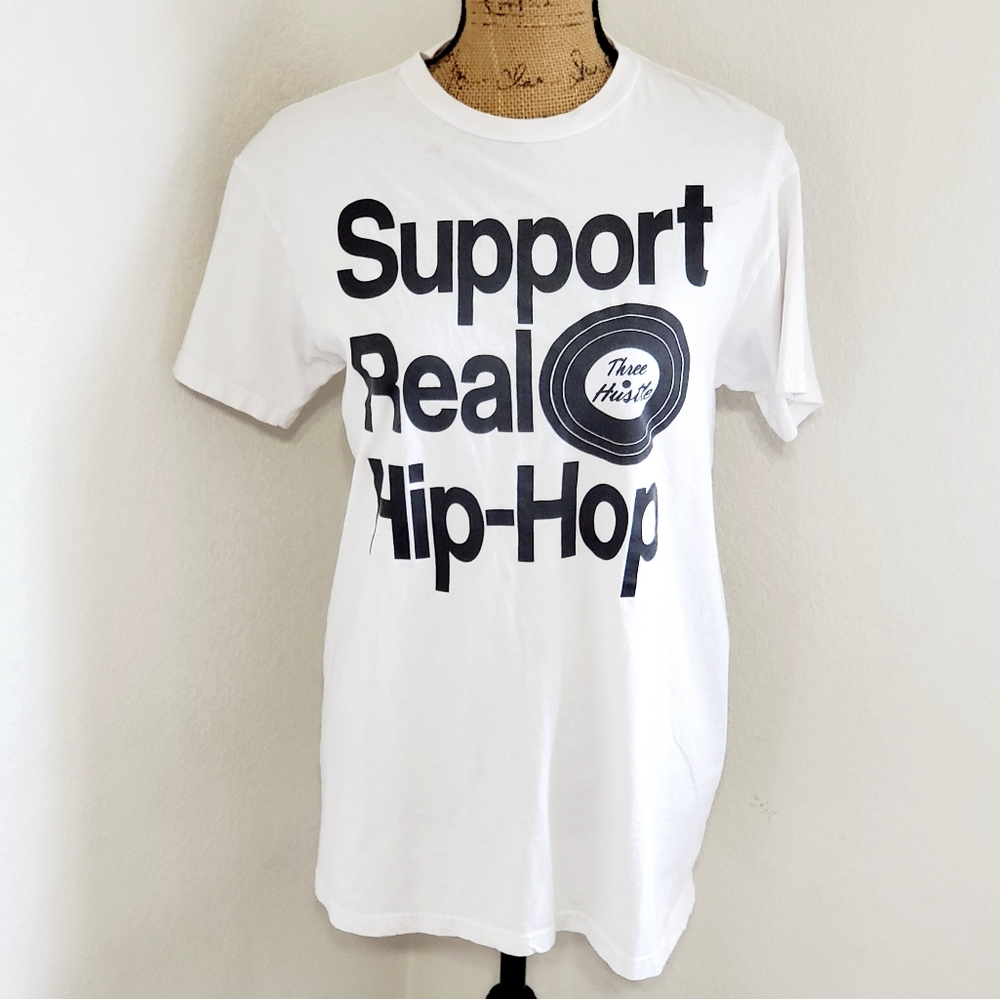 'Support Real Hip-Hop' white short sleeve graphic tee Med Music 3 Hustle